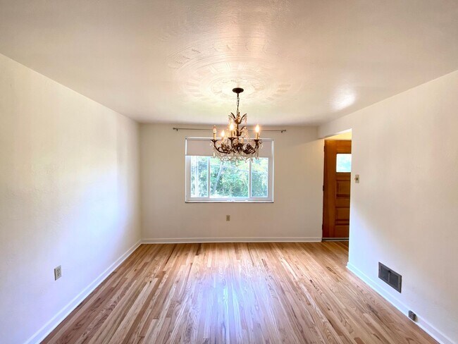 Building Photo - Freshly Updated 3BR Home in Overbrook – Great Location & Amenities!
