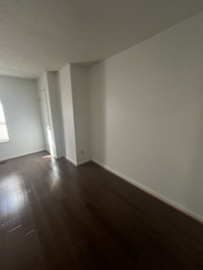 Building Photo - 3543-3549 S George St