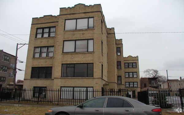 Primary Photo - Parkview Court
