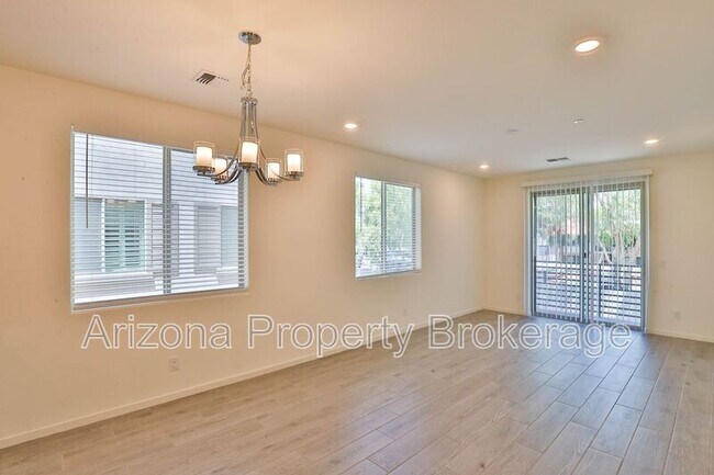 Building Photo - 300 N Gila Springs Blvd