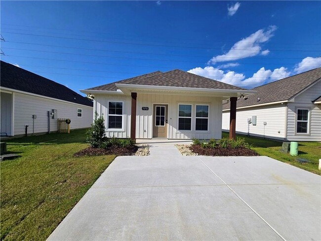 Building Photo - 71752 Spike Dr