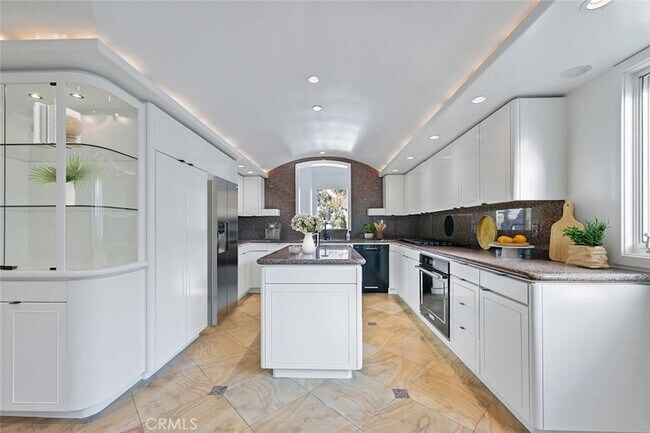 Foto del edificio - 411 Goldenrod Ave