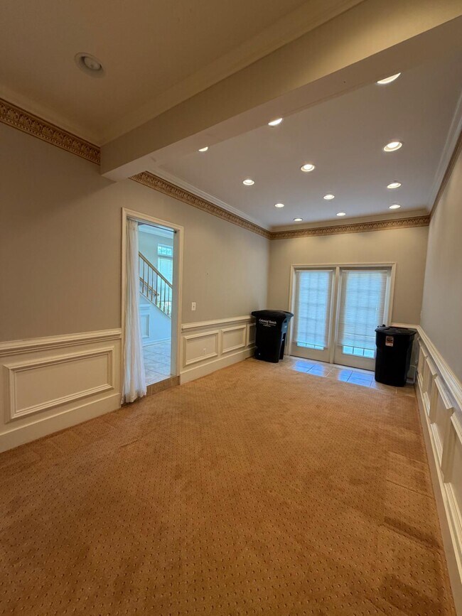 Foto del edificio - 701 Monroe Point Dr