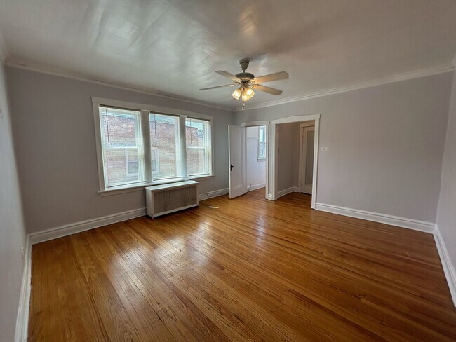 Foto del edificio - 3904 W Argyle St