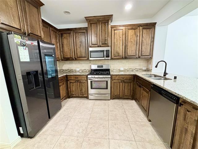 Foto del edificio - 4305 Pecan Knoll Dr