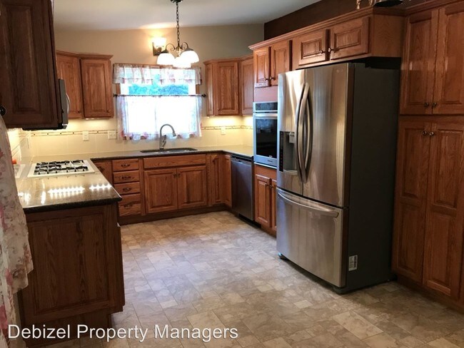 Foto del edificio - 4 br, 1.5 bath House - 2507 Howard Avenue