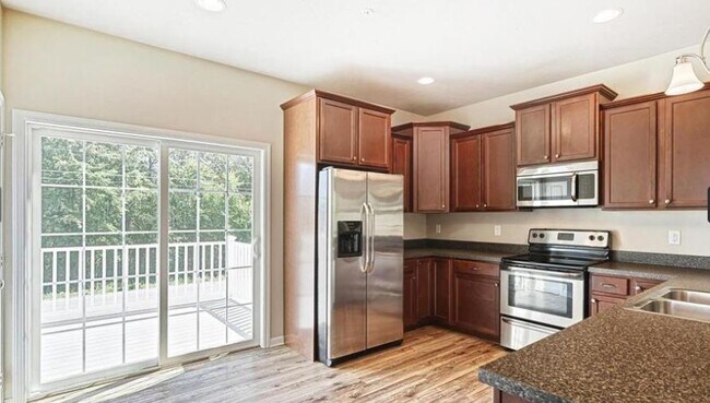 Foto del edificio - 10 Molly Dr