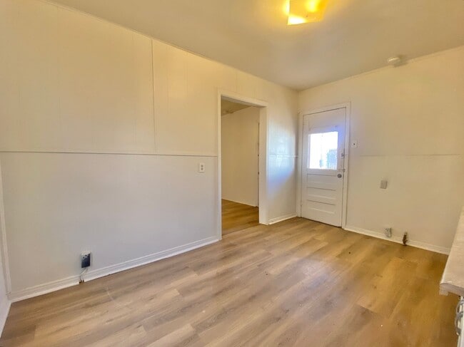 Building Photo - 2220 15th St