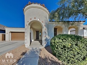 Building Photo - 22592 Via Estancia