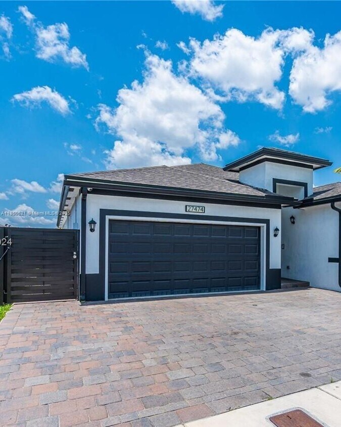 Foto principal - 27474 SW 133rd Path