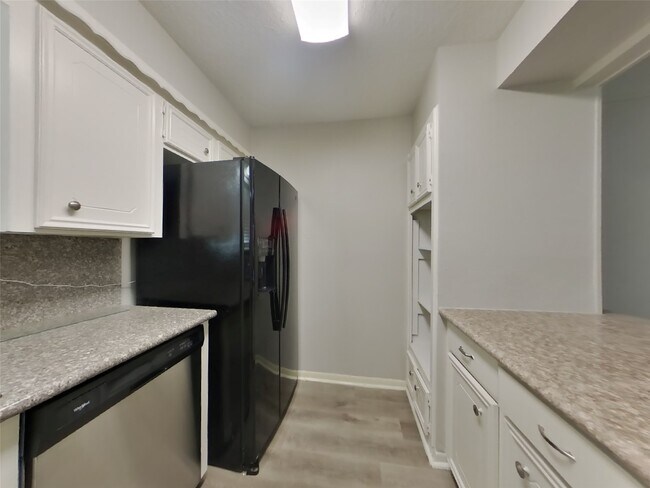 Building Photo - 23107 Earlmist Dr