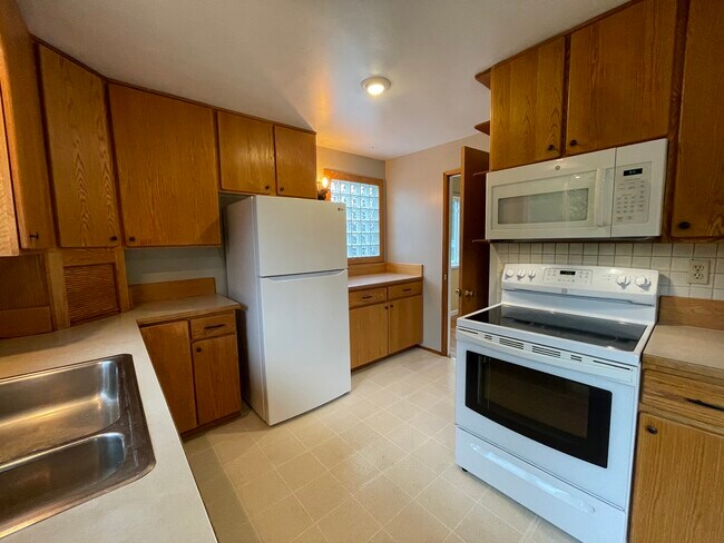 Foto del edificio - 20141 17th Ave NW