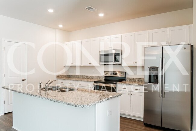 Building Photo - Brand New 4 Bedroom!