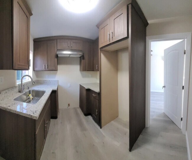 Foto del edificio - 1632 Middleton Pl