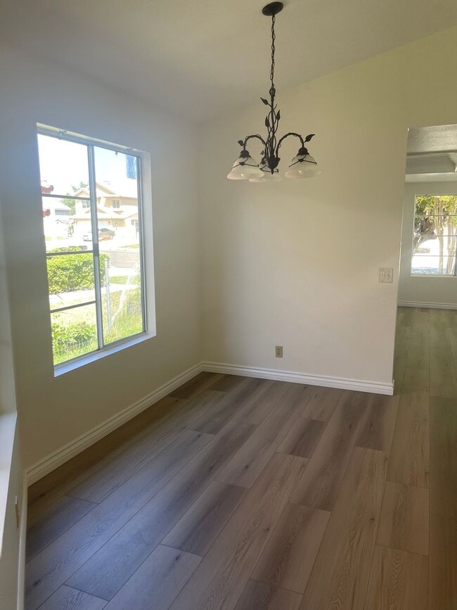 Building Photo - NEW PAINT AND FLOORING