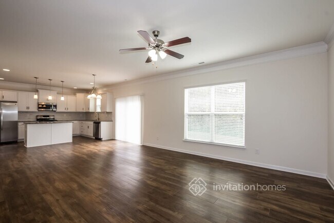 Foto del edificio - 1302 Soothing Ct NW