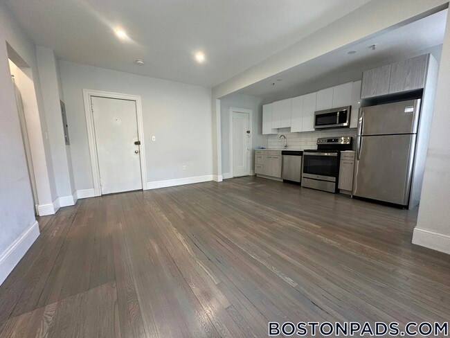 Building Photo - 117 Park Dr