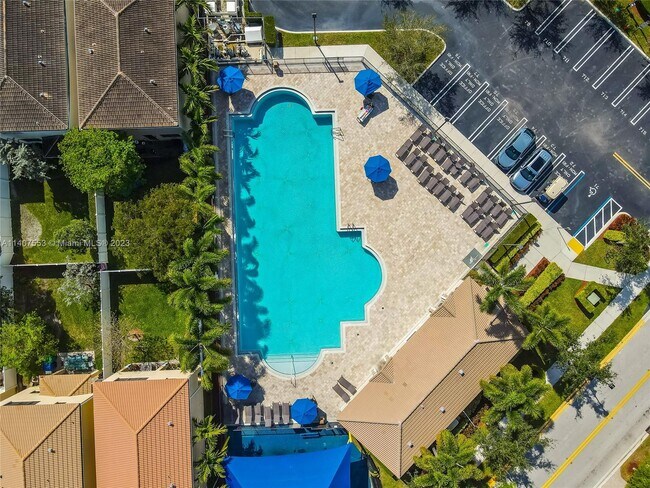 Foto del edificio - 361 NE 194th Terrace