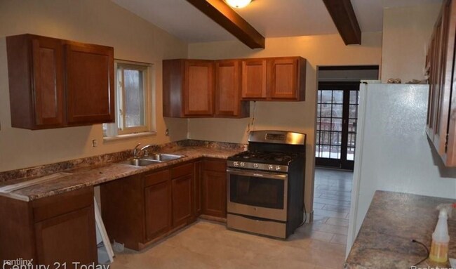 Building Photo - 3 br, 1.5 bath House - 4410 Dickson Dr