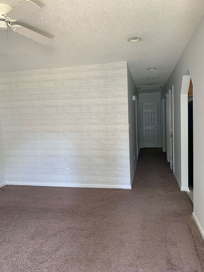 Foto del edificio - Charming 3 Bedroom Home in Belmont, NC for...