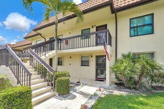 Building Photo - 7142 Golf Colony Ct