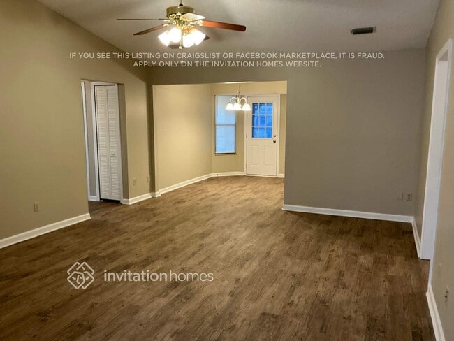 Building Photo - 10669 Parliament Pl