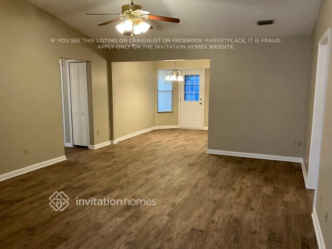 Foto del edificio - 10669 Parliament Pl