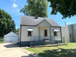 Building Photo - 3118 N Finnell Ave