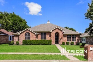 Building Photo - 102 Oak Hollow Ln