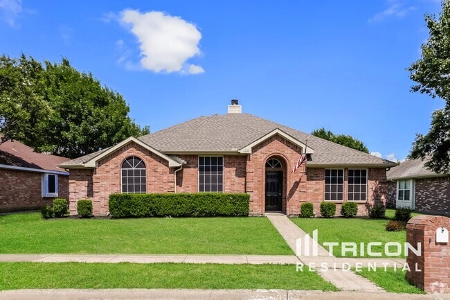 Building Photo - 102 Oak Hollow Ln
