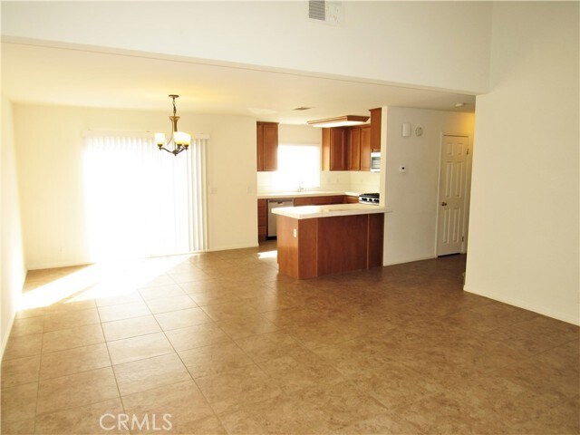 Foto del edificio - 246 S Redwood Ave