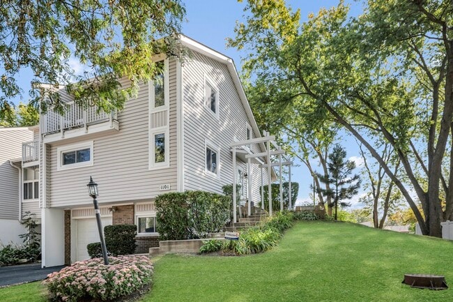 Building Photo - 1101 Sausalito Ct