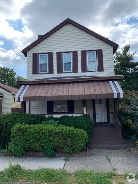 Building Photo - 525 3rd Ave