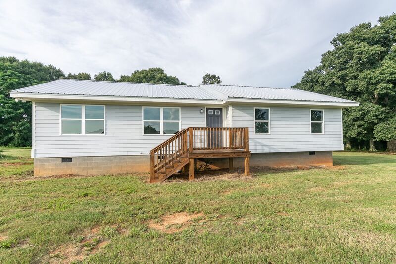 Photo - 2927 Greensboro Highway