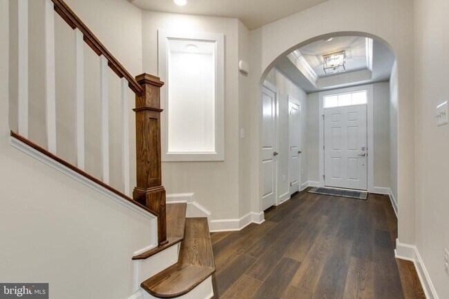 Building Photo - 10363 Puccini Ln