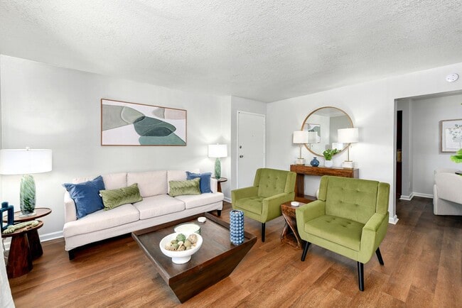 Interior Photo - Legend Oaks Gated Community
