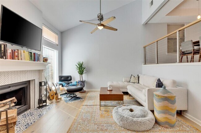 Foto del edificio - 1500 W Lynn St