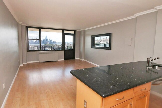 Foto del edificio - 380 Mountain Rd