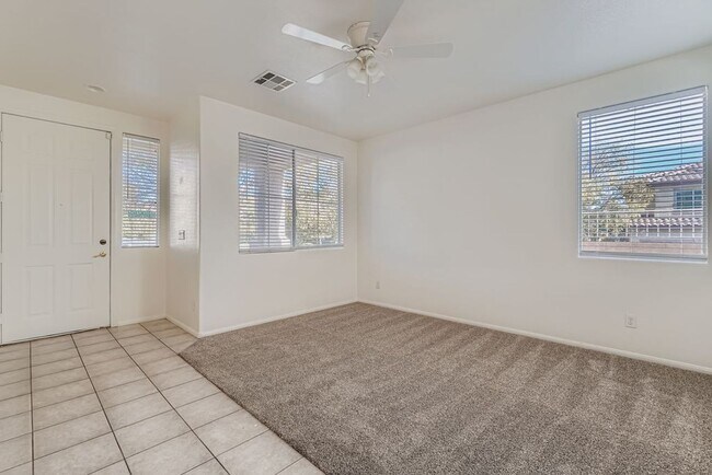 Foto del edificio - Newly remodeled 3 bedroom Summerlin home!