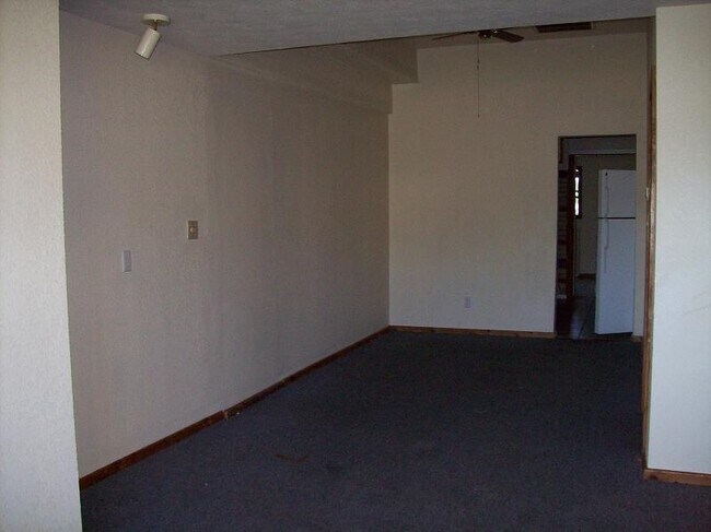 Building Photo - 121 North St