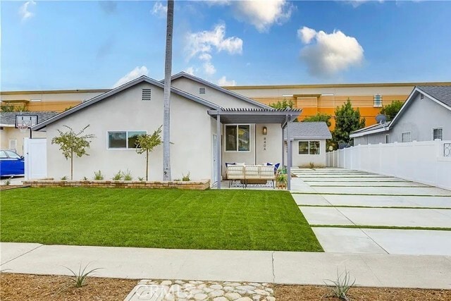 Building Photo - 840 Willow Dr