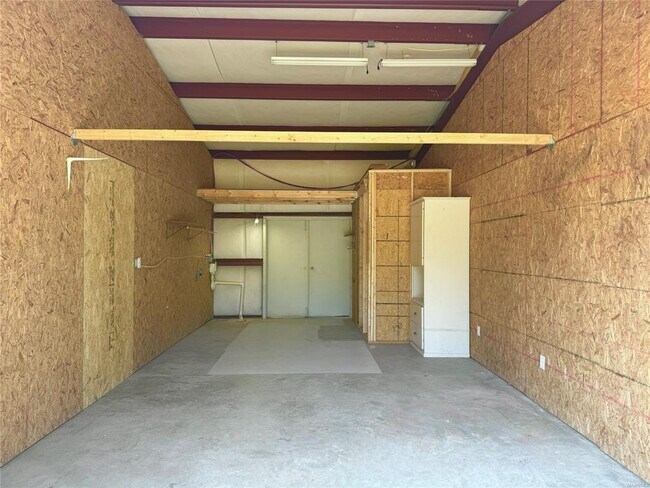 Building Photo - 8061 Central Plank Rd