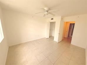 Foto del edificio - 2011 Renaissance Blvd