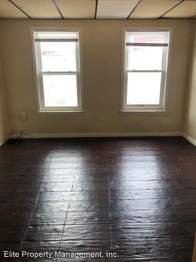 Building Photo - 2 br, 1 bath House - 133 N Penn Street