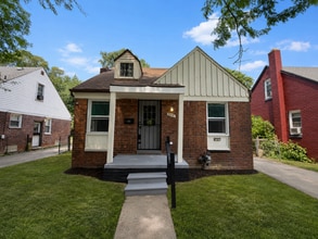Building Photo - 11491 Balfour Rd