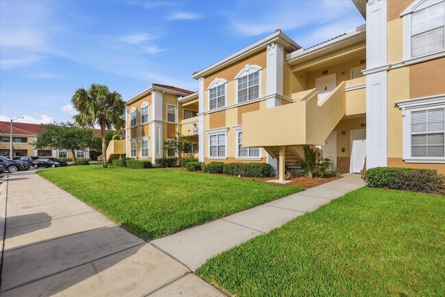 Foto del edificio - 1015 Villagio Cir
