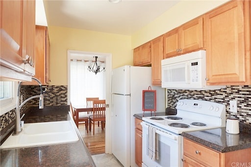 Kitchen - 60 Broad St