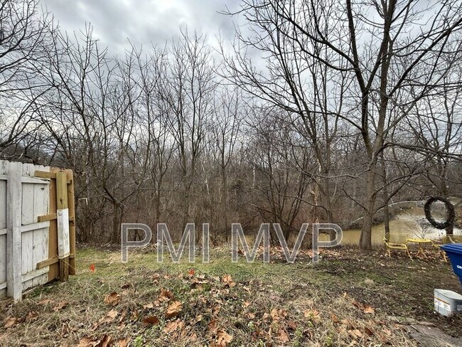 Foto del edificio - 7490 Stonetrail Way