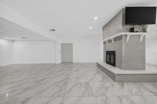 Foto del edificio - 2101 SE Bisbee St