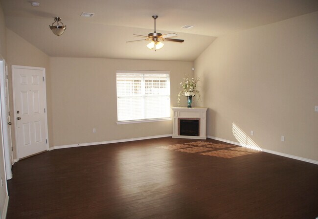 Living Room - 1101 Denmark St